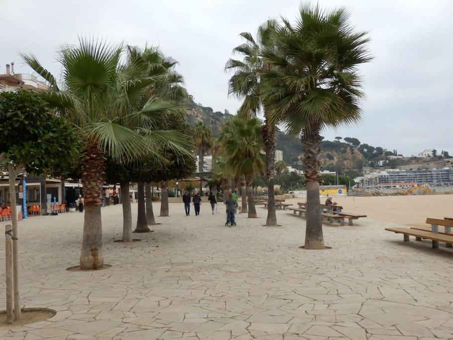 Apartamento Blanes Playa Εξωτερικό φωτογραφία